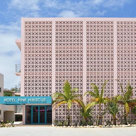 Hotel Pink Hibiscus Miyakojima  Extérieur photo