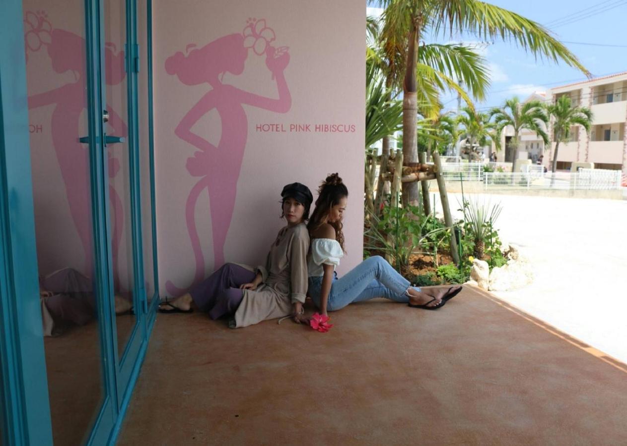 Hotel Pink Hibiscus Miyakojima  Extérieur photo
